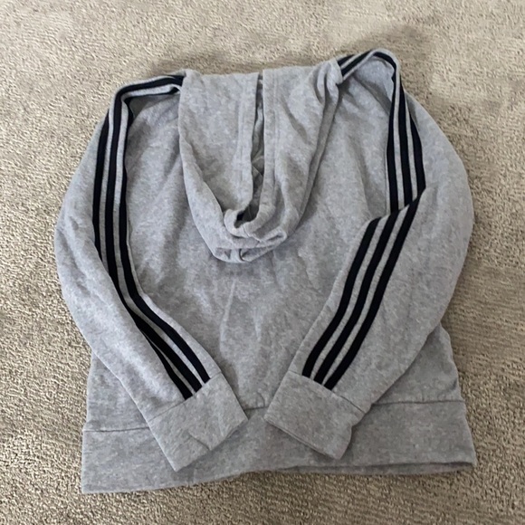 Adidas Sweater - Picture 4 of 6